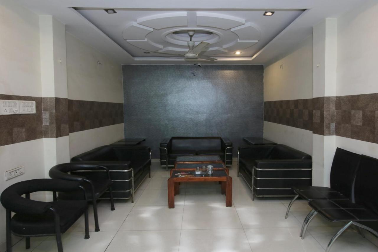 Oyo Hotel Shubhkamna Jabalpur Exterior foto